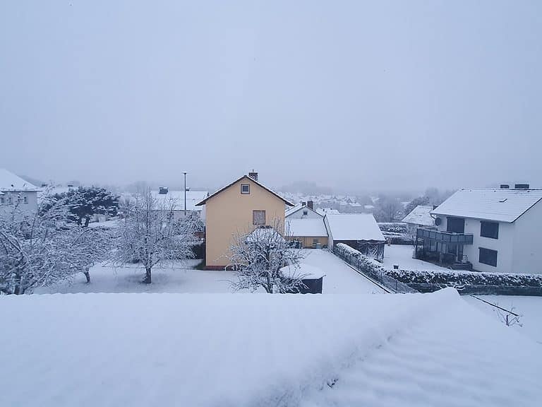 Trüber Dienstag mit etwas Schnee in Nordhessen